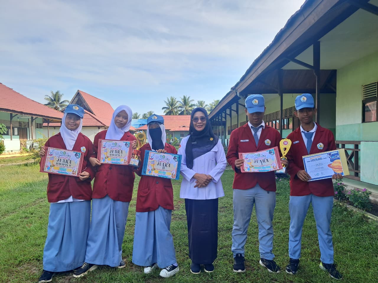 ✨ Prestasi Membanggakan Siswa MAN Mempawah di FLS3N Tingkat Kabupaten ✨