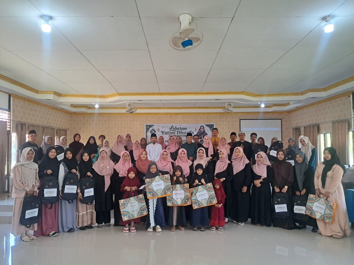 MAN Mempawah Gelar Kegiatan Lebaran Yatim, Duafa, dan Disabilitas dalam Rangka Peringatan 10 Muharam 1448 H